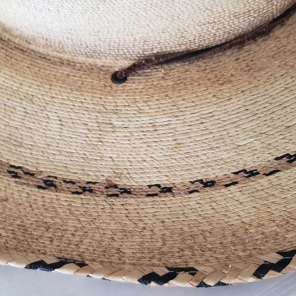 The Lonestar® one size beautifully crafted cattleman pinto palm hats - Picture 10 of 12